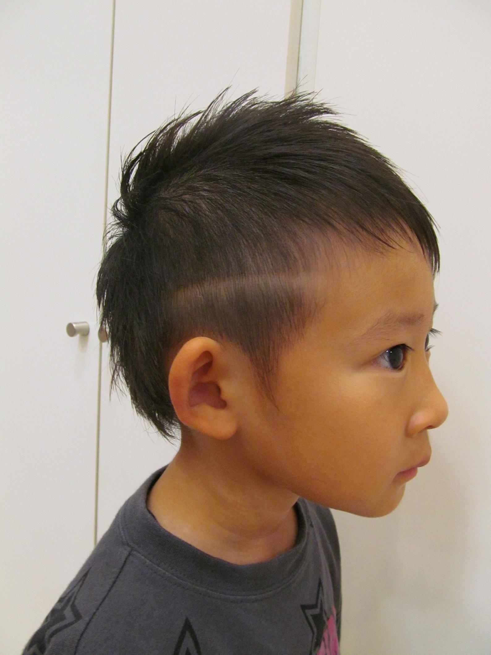 画像 2015 男の子に人気の髪型！ソフトモヒカン画像集（子供 ヘアスタイル 小学生 幼稚園 短髪